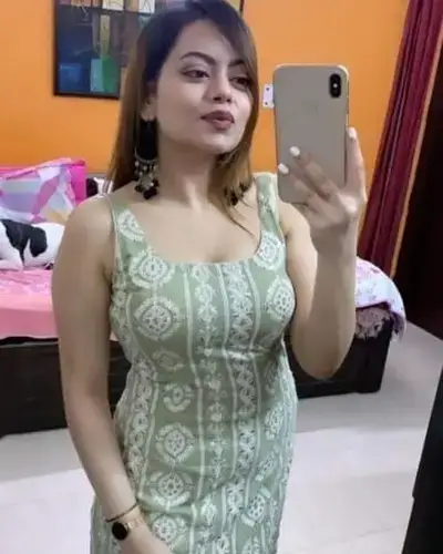 Call Girl in Loha